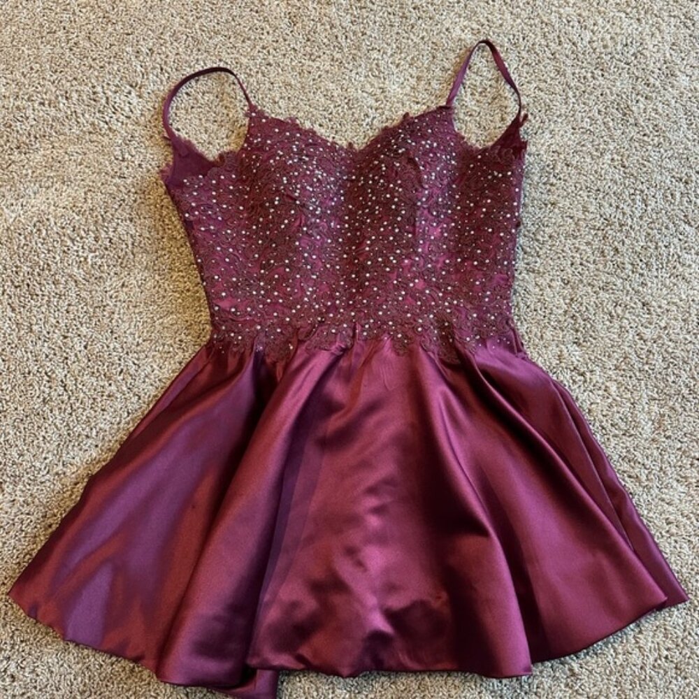 Elegant Burgundy Mini Dress with Beaded Bodice
